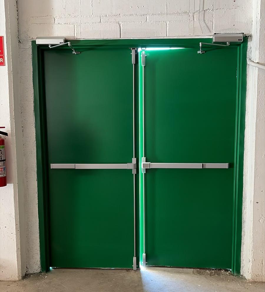 Puertas de emergencia — G. Monte Industrial Solutions